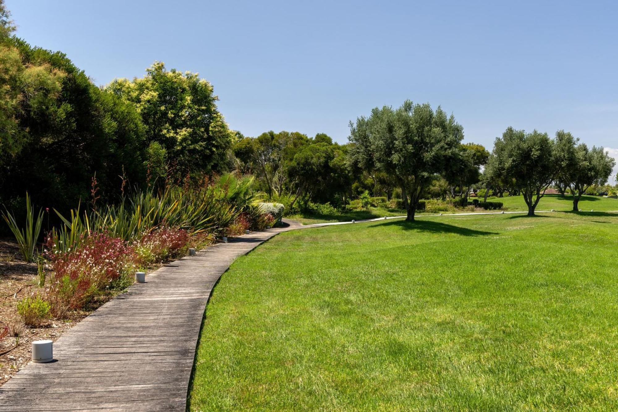 Domes Lake Algarve, Autograph Collection Βιλαμούρα Εξωτερικό φωτογραφία The park