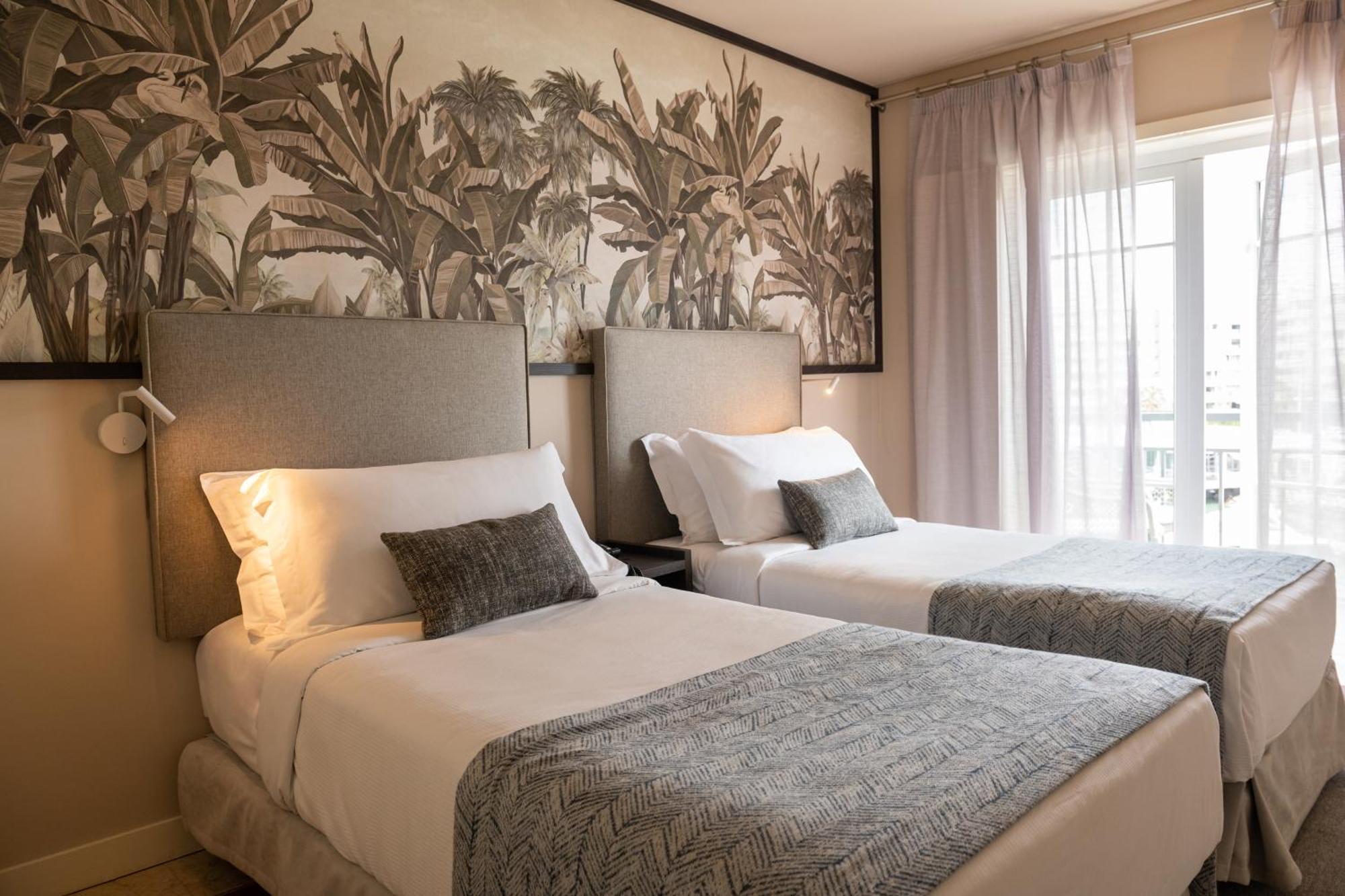 Domes Lake Algarve, Autograph Collection Βιλαμούρα Εξωτερικό φωτογραφία A bedroom at the hotel